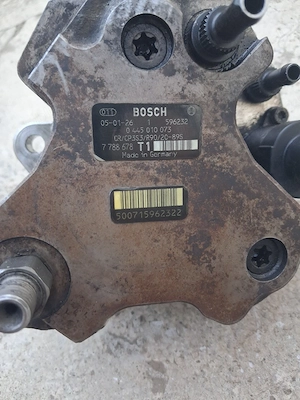 Pompa inalta BMW E60 2.5d 177cp cod 0445010073