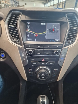 Hyundai Santa Fe 4X4 - imagine 4