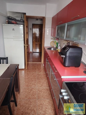 Victoria, de vanzare 2 camere, decomandat, mobilat - imagine 4