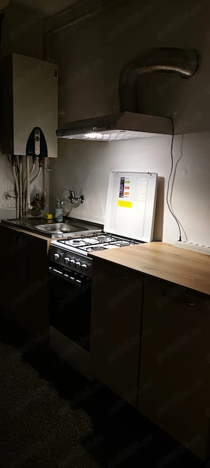 Închiriez ap.2 camere ultracentral,proprietar