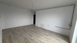 3 camere, Imobil Nou. Disponibil Imediat. Zona Linistita, foarte bine conectata! - imagine 2