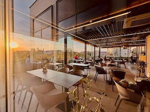 De inchiriat spatiu pentru restaurant, bar, 100 mp interior, 130 mp terasa, zona Soarelui - imagine 3