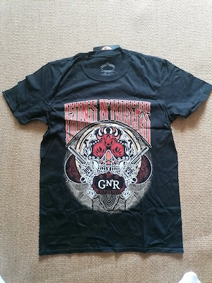 Tricou original Guns N  Roses SKULL REVOLVERS by Bravado bărbați mărimea M Medium nou MARIME M 