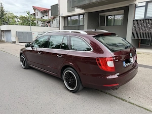 Skoda Superb Combi 1.4 TSI 125 CP 2010 EURO 5 Benzină   Limuzină de familie, confort și spațiu premi - imagine 3