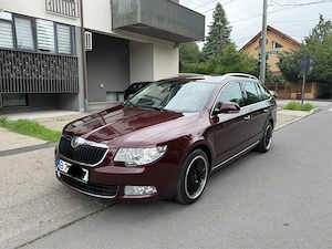 Skoda Superb Combi 1.4 TSI 125 CP 2010 EURO 5 Benzină   Limuzină de familie, confort și spațiu premi