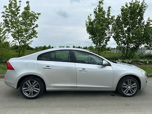 Volvo S60-2011 - imagine 4