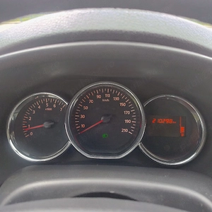 Dacia Sandero, benzina, AC, an 2013 - imagine 2
