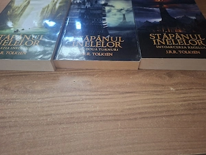 Stăpânul Inelelor toate volumele
