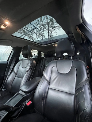 Volvo V40  - imagine 3