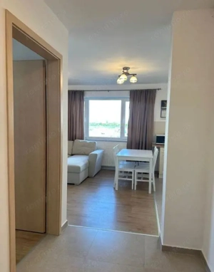 Studio de închiriat | Zona Kasper – Coresi | Parcare + boxă