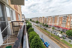 79.900 € | Vlaicu (între UTA și Lebăda) | 2 camere decomandat | lift