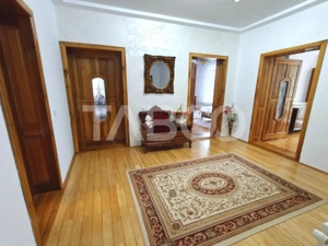 Casa mobilata si utilata - 5 camere spatioase 2 bai de inchiriat Sibiu - imagine 17