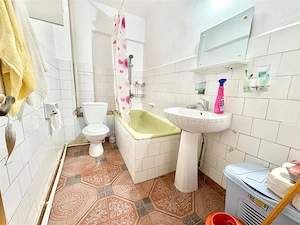 Apartament 3 camere, decomandat, 2 bai, oras Targu Frumos, jud Iasi - imagine 7