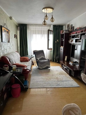 De vanzare Apartament 3 camere Crangasi