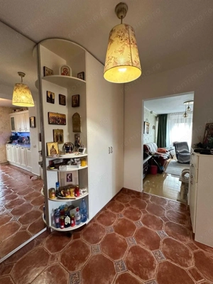 De vanzare Apartament 3 camere Crangasi - imagine 5