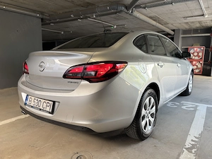 Opel Astra J 1.4 Turbo 140 CP - imagine 4