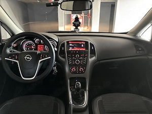 Opel Astra J 1.4 Turbo 140 CP - imagine 6
