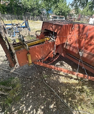Presa balotat New Holland