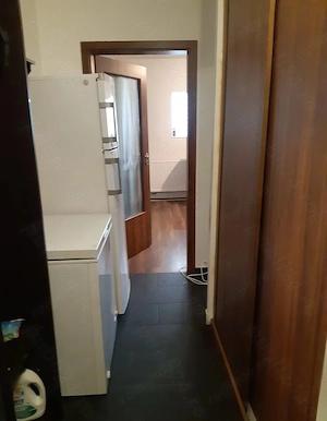 Apartament 1 Camera Decomandat Zona  Dambovita Piata Aurora - imagine 3