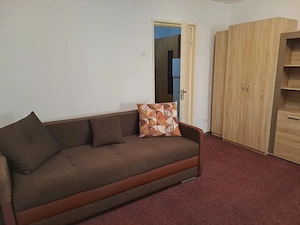 Garsoniera de inchiriat in oras Hunedoara,  zona centrala , mobilata, utilata, 160 euro luna - imagine 2