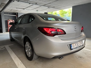 Opel Astra J 1.4 Turbo 140 CP - imagine 3