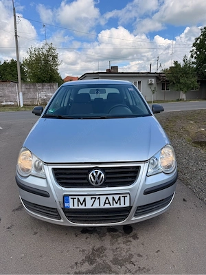 Volkswagen Polo 1.2 Benzină   2007   Înmatriculată   Economică