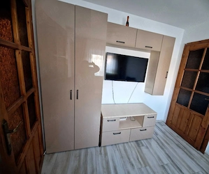 Vând apartament cu 2 camere in Grădiște  - imagine 5