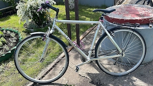 Vând Bicicletă.   