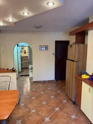 Apartament 3 camere, centrala proprie, Drumul Sarii - imagine 15