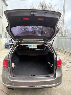 Volkswagen passat b7 2.0 - imagine 5