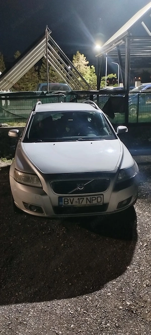Volvo V50 diesel - imagine 4
