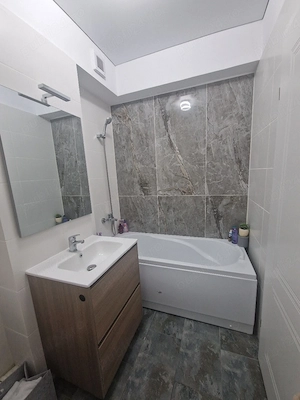 Apartament cu doua camere ,bloc nou ! - imagine 2