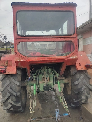 Tractor John Deere 60 cp .