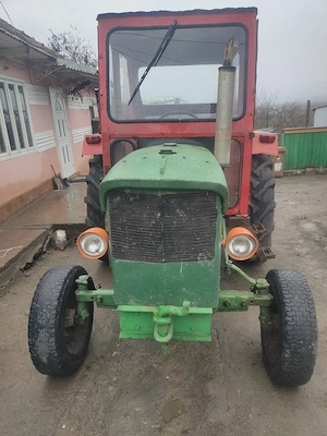 Tractor John Deere 60 cp . - imagine 3