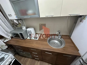 2 camere | centrala proprie | renovat | mobilat | semicentral | - imagine 5
