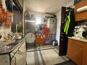 2 camere | etaj intermediar | boxa | zona excelenta | - imagine 6