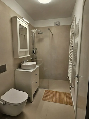 Apartament 2 camere cu Loc Parcare si Vedere la Lac - Fabrica de Gheață  - imagine 9