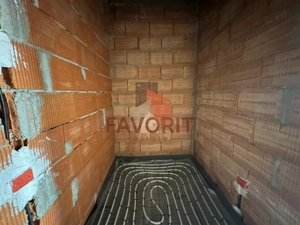 3 camere | 83 mp | Gradina proprie 50 mp | Bloc nou | dressing | 2 bai - imagine 11