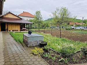 Vand casa de locuit permnent sau de vacanta  - imagine 9