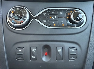 2019 Dacia Sandero Prestige II  0.9 TCE   90 CP - CLIMA - NAVIGATIE - imagine 8