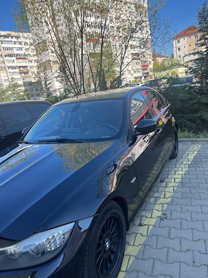 Vând BMW 320D LCI Efficient Dynamics, an fabricație 2010, ediție germană - imagine 4