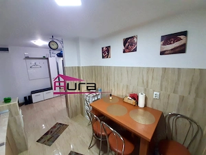 Inchiriez apartament 2 camere Str.Isaccei - imagine 9