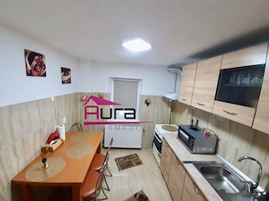Inchiriez apartament 2 camere Str.Isaccei - imagine 10
