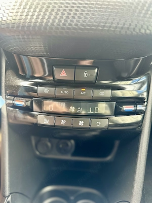 Peugeot 2 km Carplay Dubluclimatronic Navigatie Rate Garantie - imagine 20