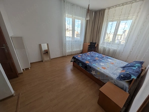 Piata Romana . Proprietar, vand apartament 2 camere, semidecomanda - imagine 3