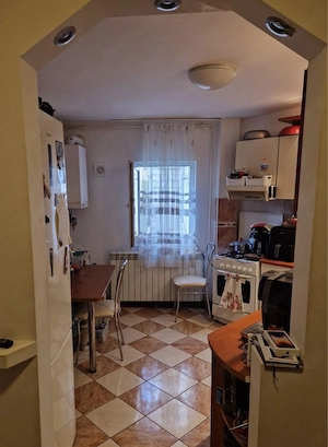 Apartament 3 Camere 2 Băi Etaj 1 Boxă  Centrală Proprie Zona Soarelui  - imagine 4