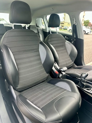 Peugeot 2 km Carplay Dubluclimatronic Navigatie Rate Garantie - imagine 8