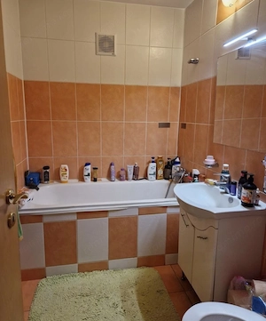 Apartament 3 Camere 2 Băi Etaj 1 Boxă  Centrală Proprie Zona Soarelui  - imagine 5