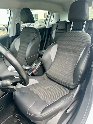 Peugeot 2 km Carplay Dubluclimatronic Navigatie Rate Garantie - imagine 7
