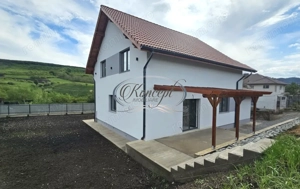 Casa individduala cu CF in Popesti